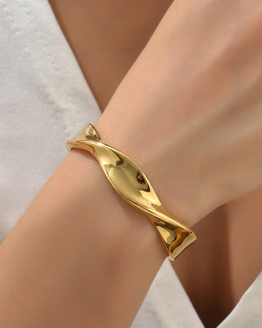 Infinity Wave Bracelet